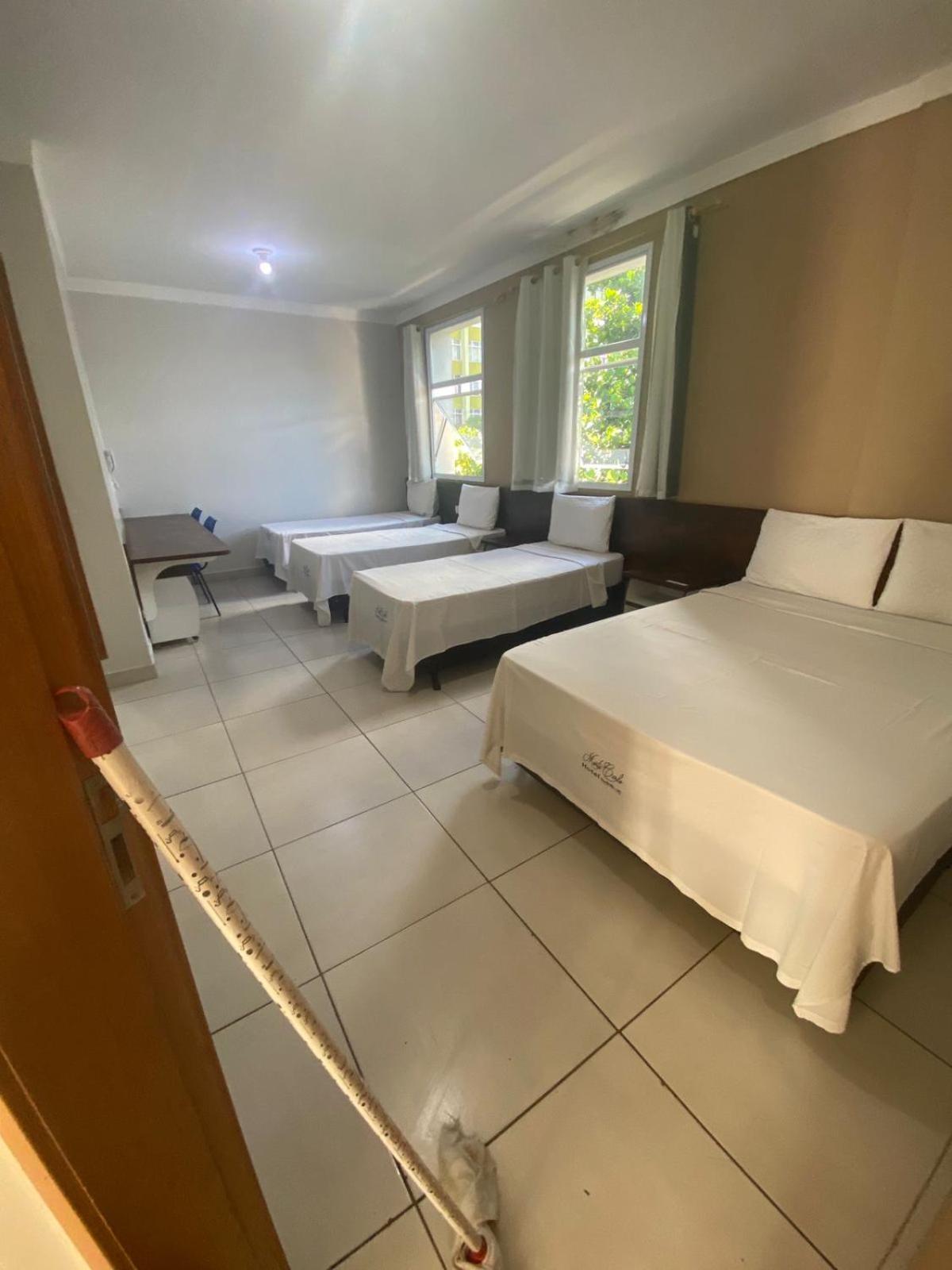 Hotel Monte Carlo Uberlândia Eksteriør billede
